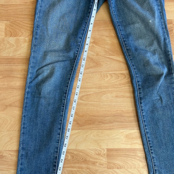 Levi’s Jeans - Picture 4 of 5